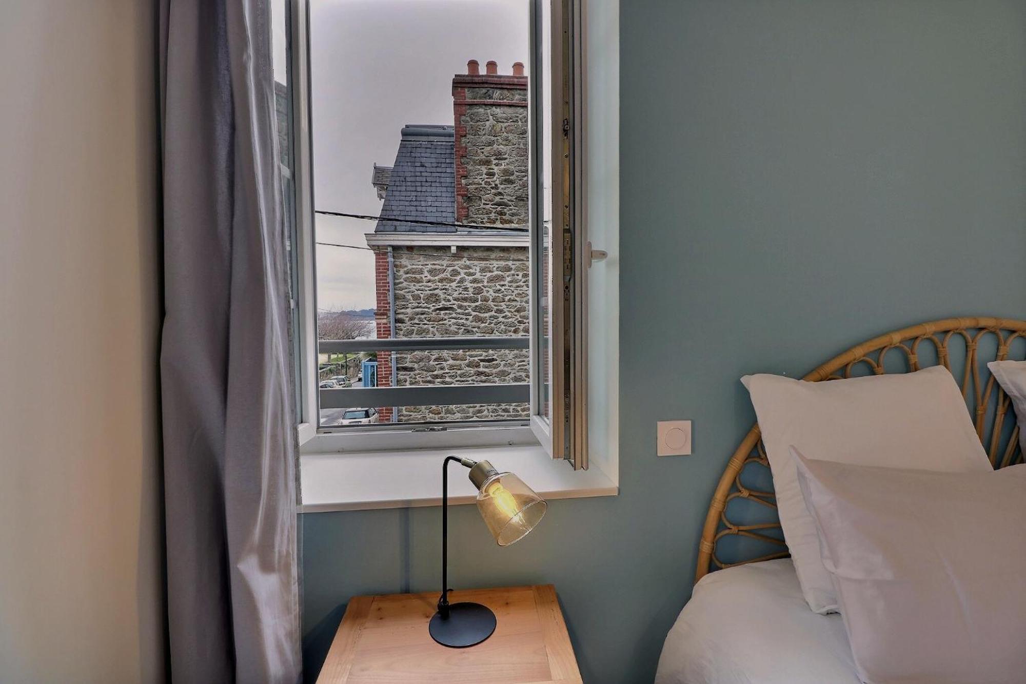 Apartamento les mots bleus-le dériveur Dinard Exterior foto